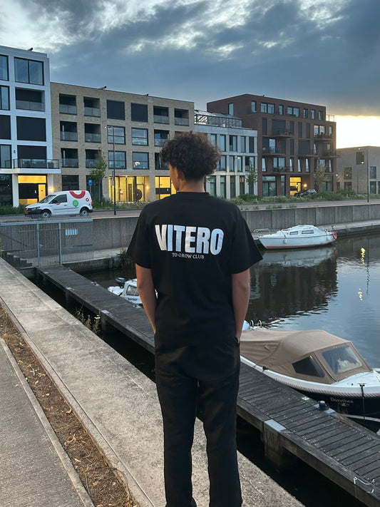 Vitero - Black and White